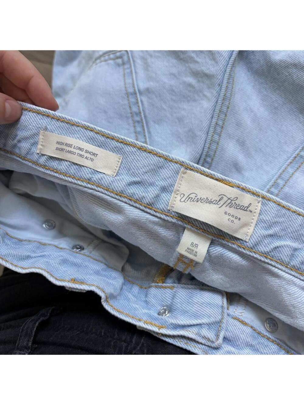 DISTRESSED DENIM SHORTS - Picture 6 of 7